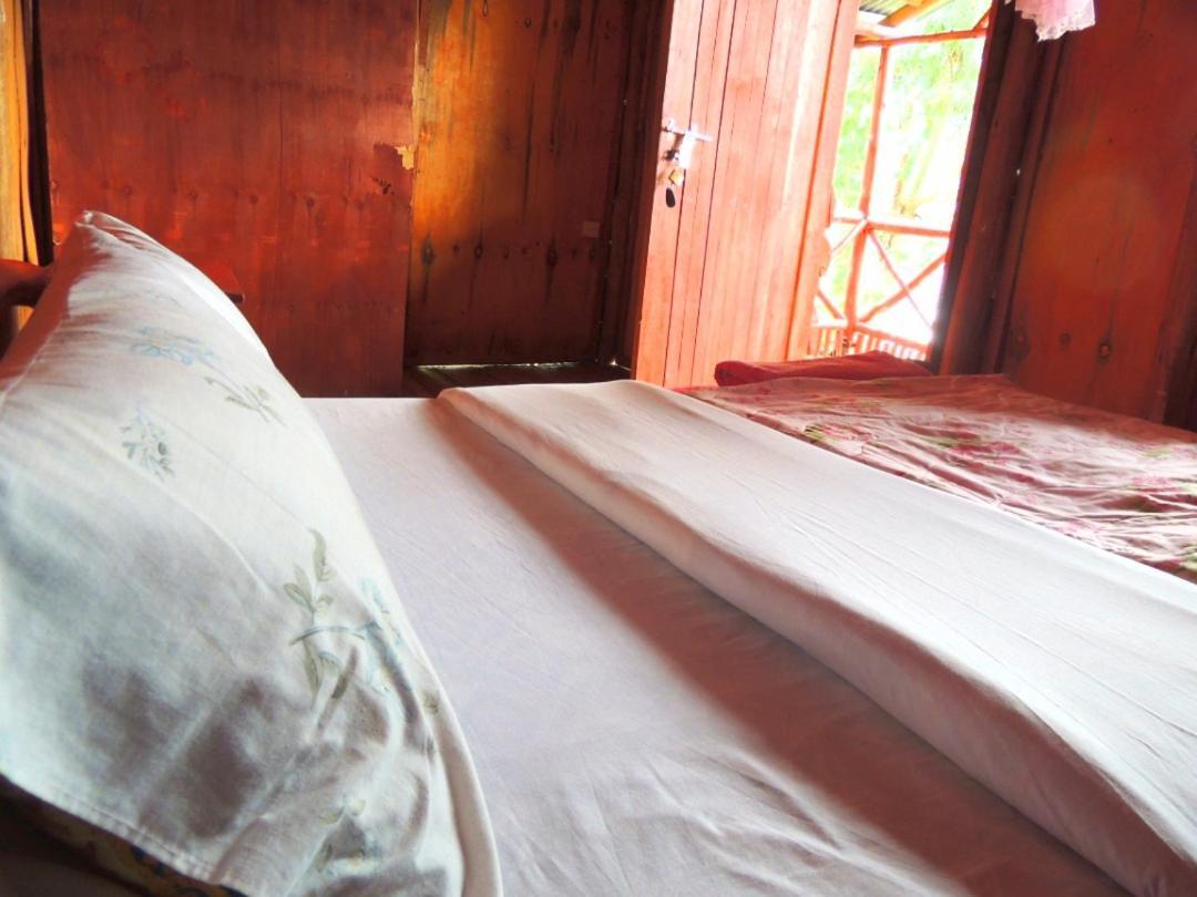 Mutanda Eco Community Center Hotel Kisoro Exterior foto
