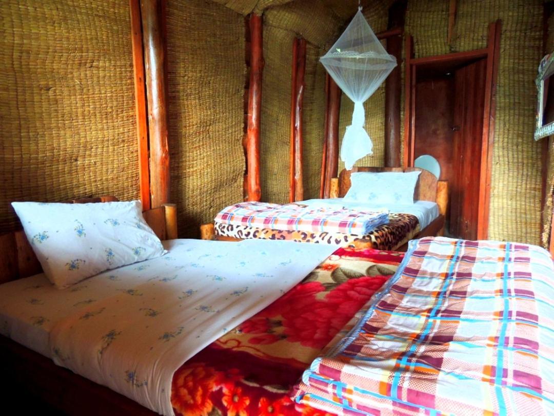Mutanda Eco Community Center Hotel Kisoro Exterior foto