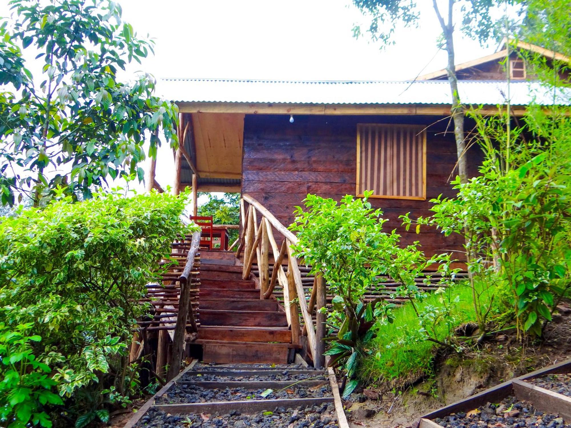 Mutanda Eco Community Center Hotel Kisoro Exterior foto