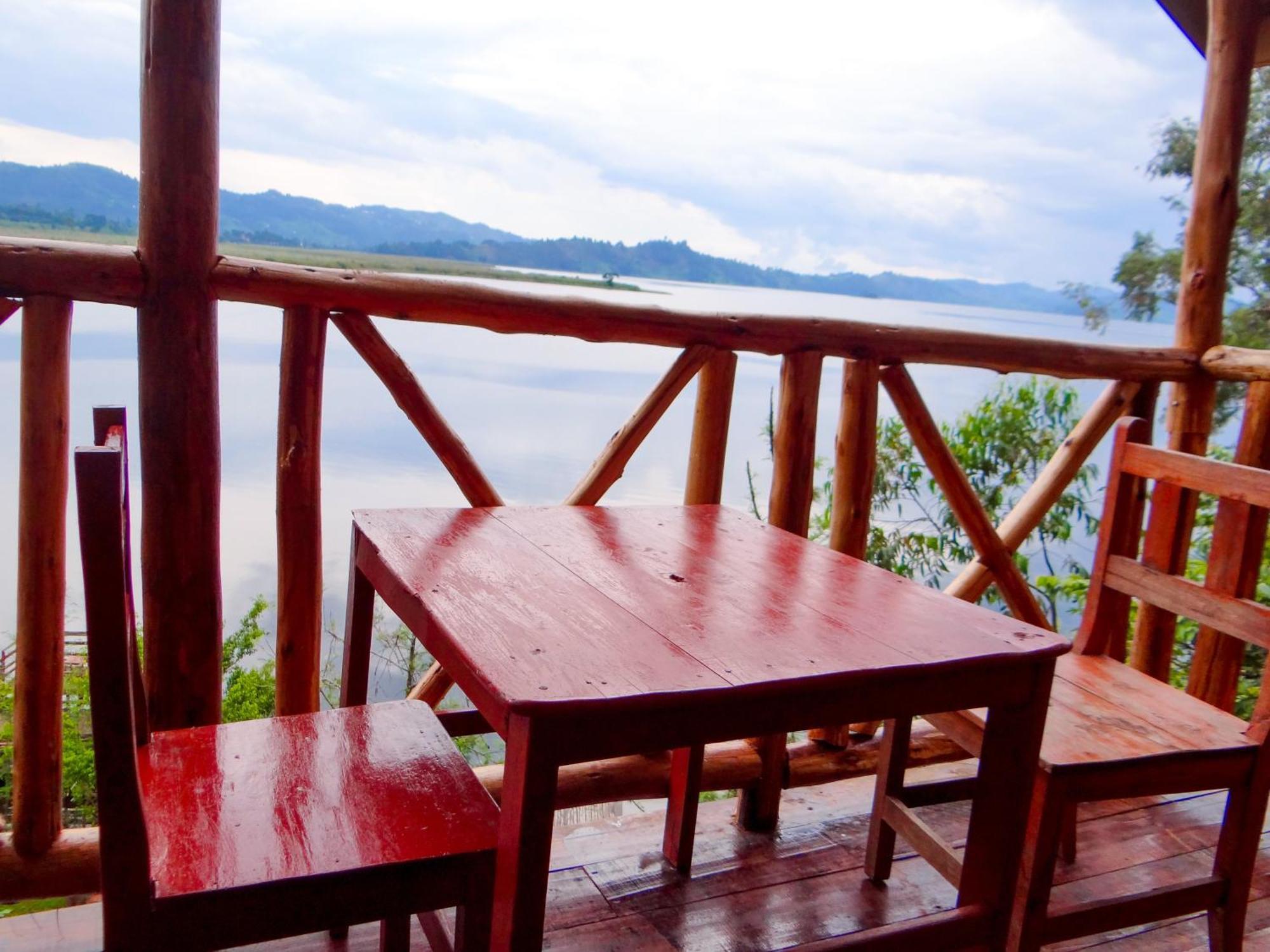 Mutanda Eco Community Center Hotel Kisoro Exterior foto